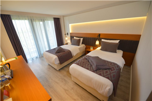 Grand Ravza Ramada Hotel